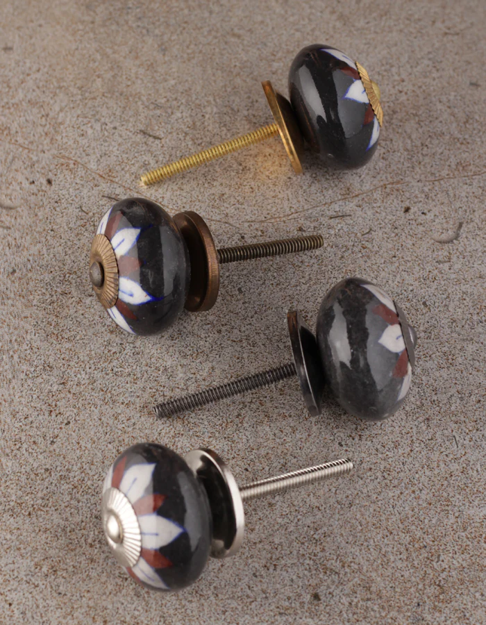 Antique Brown Base Flower Design Cabinet Knob - Image 5