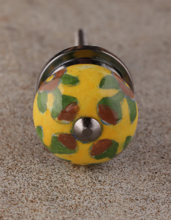 Antique Brown Floral Beaded Wardrobe Knob - Image 3