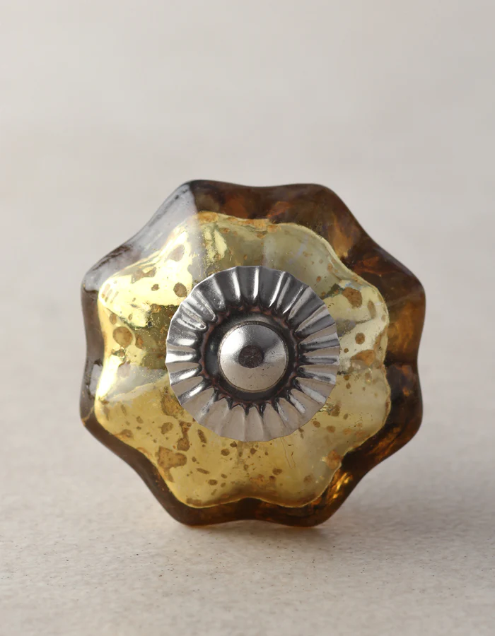 Stylish Flower Shaped Metallic Gold Dresser Cabinet Knob - Image 4